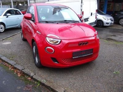 Gebraucht Fiat 500e Red 86 kW (118 PS) 2022 Rot Kleinwagen