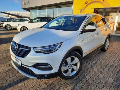 Weiß Gebraucht 2021 Opel Grandland X Elegance SUV | 18.900 € (Superpreis)