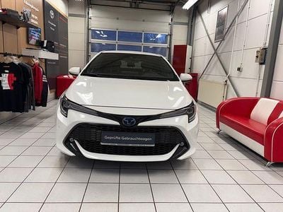 Gebraucht Toyota Corolla 122 PS (89 kW) 2021 Schneeweiß