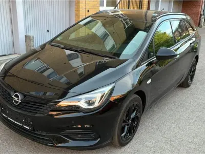 Używany Opel Astra 145 KM (106 kW) 2021 Czarny Kombi