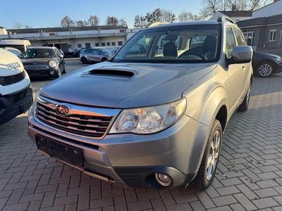Gebraucht Subaru Forester Active 147 PS (108 kW) 2011 Grau SUV