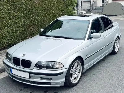Brugt BMW 328 Performance 193 HK (141 kW) 2000 Sølv Sedan