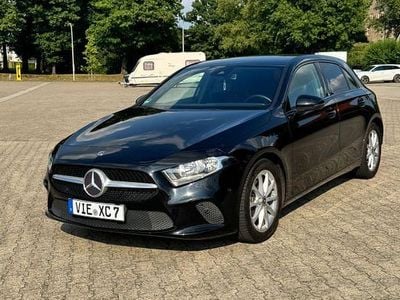 Usata Mercedes A200 163 CV (119 kW) 2018 Nero Berlina