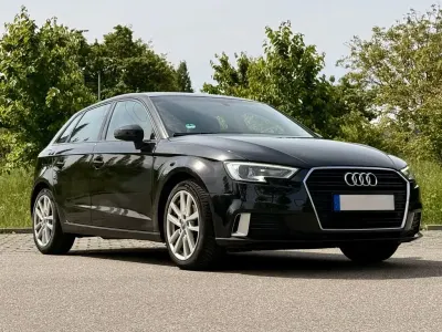 Gebraucht Audi A3 Sport 116 PS (85 kW) 2017 Schwarz Limousine