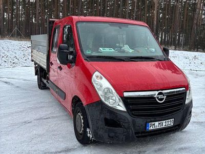 Rot Gebraucht 2015 Opel Movano Van / Kleinbus | 10.999 € (Teuer)