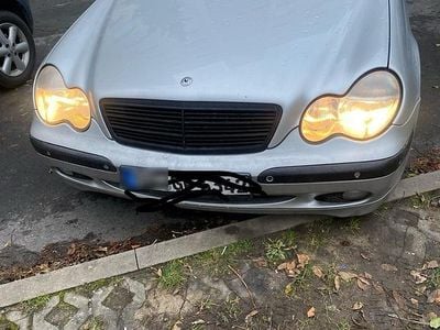 Gebraucht Mercedes C180 150 PS (110 kW) 2003 Silber Limousine