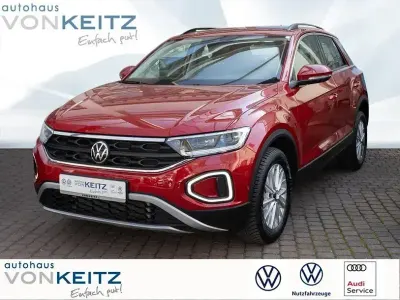Usado VW T-Roc Life 150 HP (110 kW) 2024 Vermelho SUV