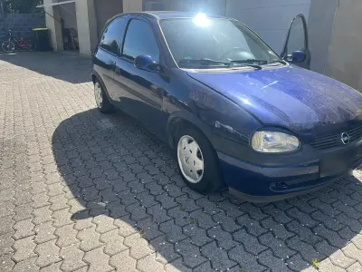 Gebraucht Opel Corsa 60 PS (44 kW) 1999 Blau Kleinwagen