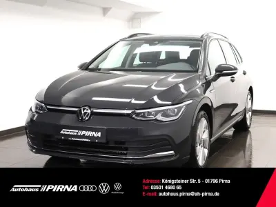 Gebraucht VW Golf VIII Style 150 PS (110 kW) 2023 Grau Kombi