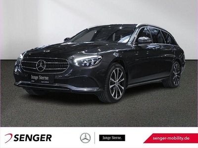 Grau Gebraucht 2022 Mercedes E300 Avantgarde Limousine | 31.980 € (Fairer Preis)