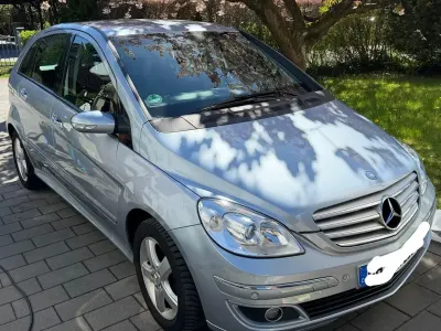 Gebraucht Mercedes B200 Edition 136 PS (100 kW) 2007 Silber Van / Kleinbus