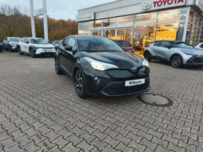 Gebraucht Toyota C-HR Team 122 PS (89 kW) 2022 Black mica / ink SUV
