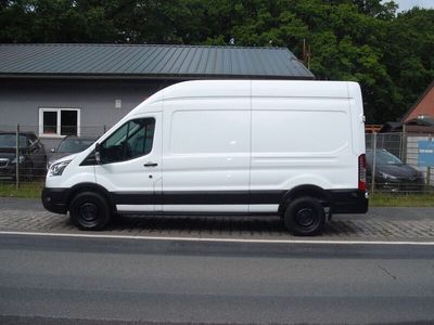 Gebraucht Ford Transit 131 PS (96 kW) 2022 Weiß Limousine