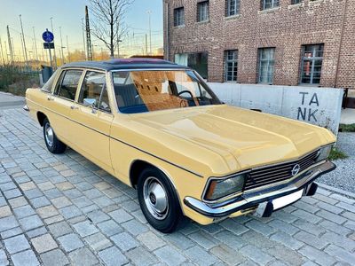 gebraucht Opel Diplomat hellbeige Automatik 140 HP