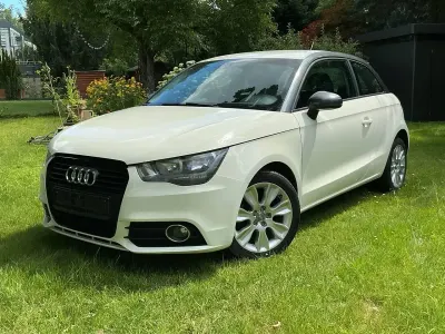 Gebraucht Audi A1 Comfort 86 PS (63 kW) 2010 Weiß Kleinwagen