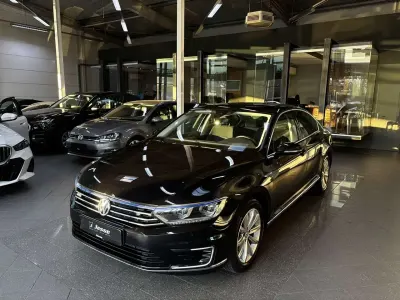 Używany VW Passat GTE 218 KM (160 kW) 2017 Czarny Sedan/Limuzyna