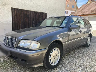 Gebraucht Mercedes C220 Elegance 95 PS (69 kW) 1998 Grau Kombi