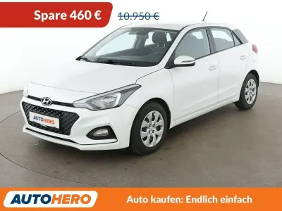 Gebraucht Hyundai i20 Select 101 PS (74 kW) 2019 Weiß Kleinwagen