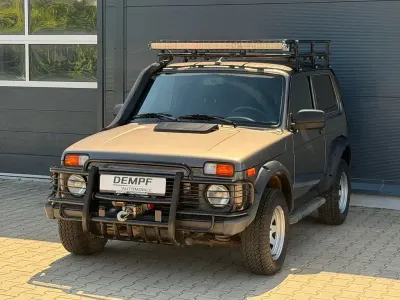 Gebraucht Lada Taiga 83 PS (61 kW) 2020 Braun SUV