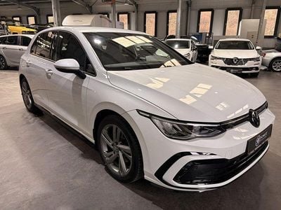 Gebraucht VW Golf VII R-line 150 PS (110 kW) 2021 Weiß Kleinwagen