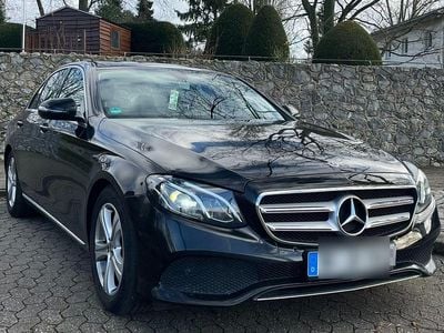Mercedes E200