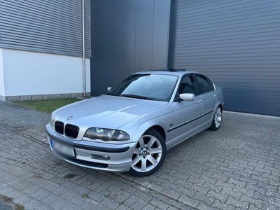 BMW 325