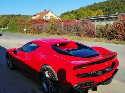 Nowe Ferrari 296 829 KM (609 kW) 2025 Czerwony Kabriolet
