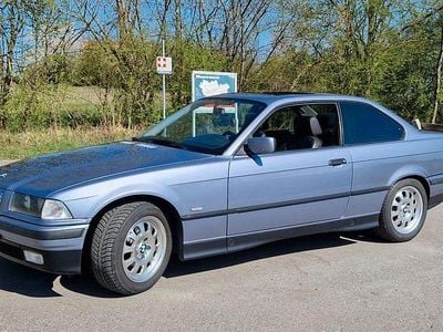 Blau Gebraucht 1997 BMW 316 Sport Line Coupé | 7.800 € (Teuer)