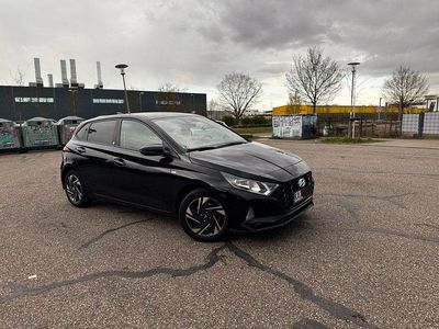 Gebraucht Hyundai i20 Edition 30 101 PS (74 kW) 2021 Schwarz Kleinwagen