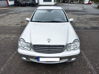 gebraucht Mercedes C180 Kompressor Classic Baujahr 2005-196.000 KM