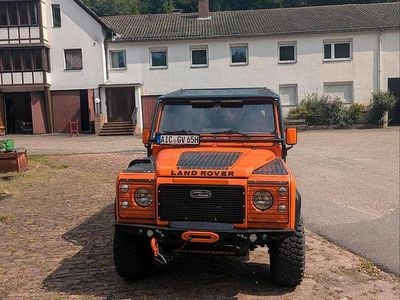 Orange Gebraucht 1989 Land Rover Defender SUV | 55.000 €