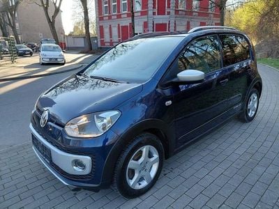 Gebraucht VW cross up! 75 PS (55 kW) 2015 Blau Kleinwagen