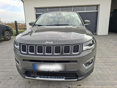 Gebraucht Jeep Compass Limited 170 PS (125 kW) 2020 Grau SUV