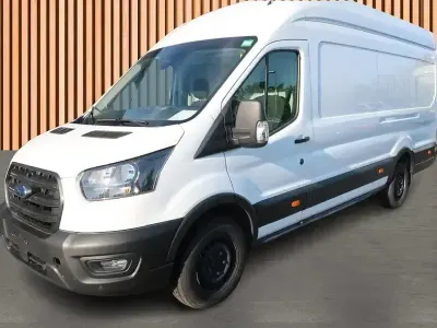 Używany Ford Transit Trend 131 KM (96 kW) 2022 Biały Minivan