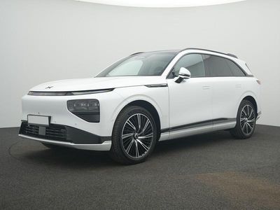 Nouă XPENG G9 AWD Performance 422 kW (575 CP) 2026 Alb SUV