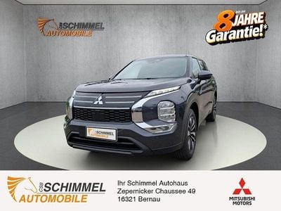 Neu Mitsubishi Outlander P-HEV Plus 306 PS (225 kW) 2025 Grau SUV