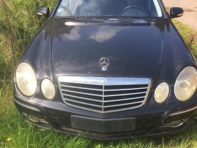 Mercedes E280
