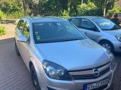 gebraucht Opel Astra 1.6 Caravan Edition 111 Jahre