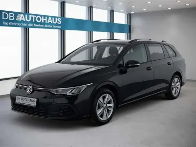 Gebraucht VW Golf VIII Life 116 PS (85 kW) 2024 Schwarz Kombi