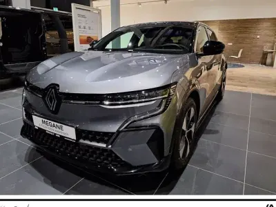 Neu Renault Megane E-Tech Komfort 161 kW (220 PS) 2025 Grau Limousine
