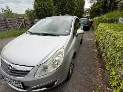 Gebraucht Opel Corsa 60 PS (44 kW) 2009 Silber Kleinwagen