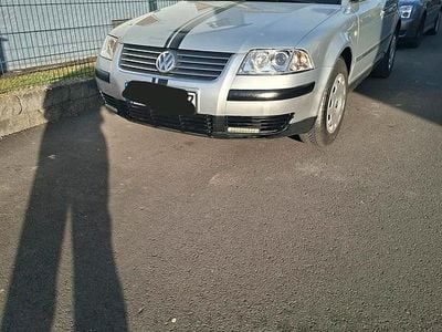 Usata VW Passat 101 CV (74 kW) 2001 Argento Berlina