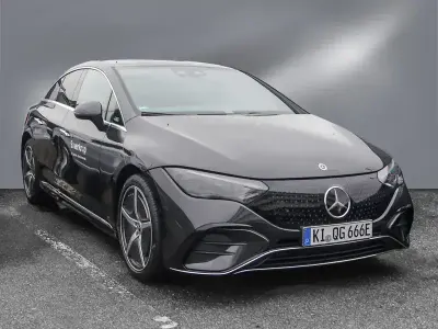 Gebraucht Mercedes EQE300 AMG 180 kW (245 PS) 2023 Grau Limousine