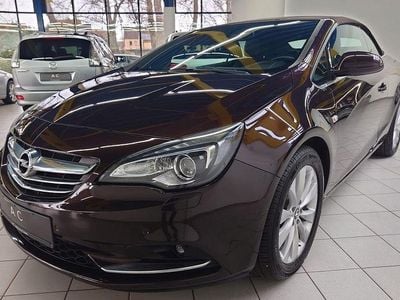 Gebraucht Opel Cascada Innovation 170 PS (125 kW) 2015 Mahagonibraun/darkmahagony Cabrio