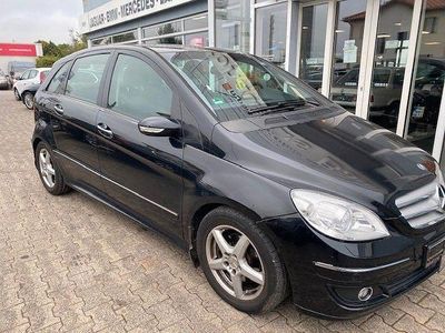 Mercedes B200