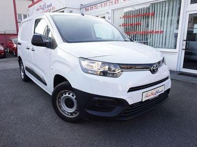 Gebraucht Toyota Proace City City 102 PS (75 kW) 2023 Weiß Van / Kleinbus