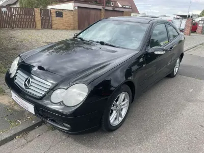 Gebraucht Mercedes C200 163 PS (119 kW) 2001 Other Coupé