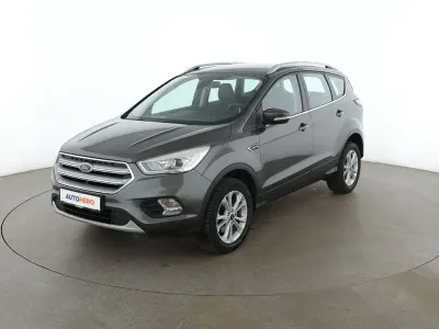 Gebraucht Ford Kuga Titanium 150 PS (110 kW) 2019 Grau SUV