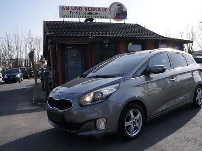 Gebraucht Kia Carens 136 PS (100 kW) 2013 Silber Van / Kleinbus