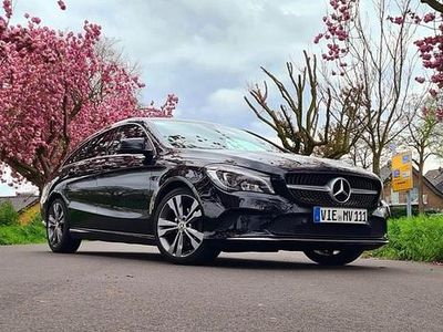 Schwarz Gebraucht 2016 Mercedes CLA200 Kombi | 15.400 € (Guter Preis)